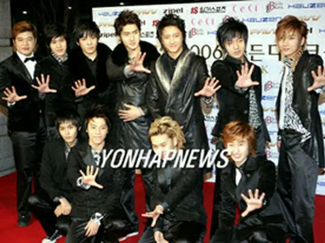 Super Junior＝（聯合）