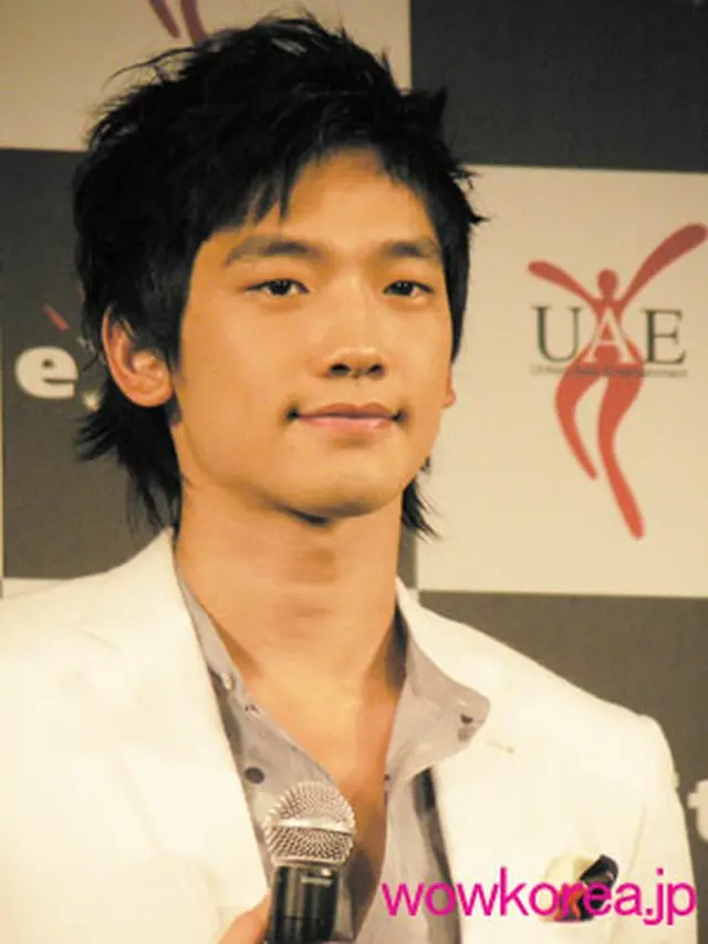 18日、記者会見でのRain(ピ)