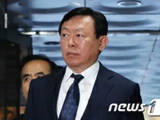 ロッテ会長、横領・背任罪で懲役10年・罰金100億を求刑＝韓国検察