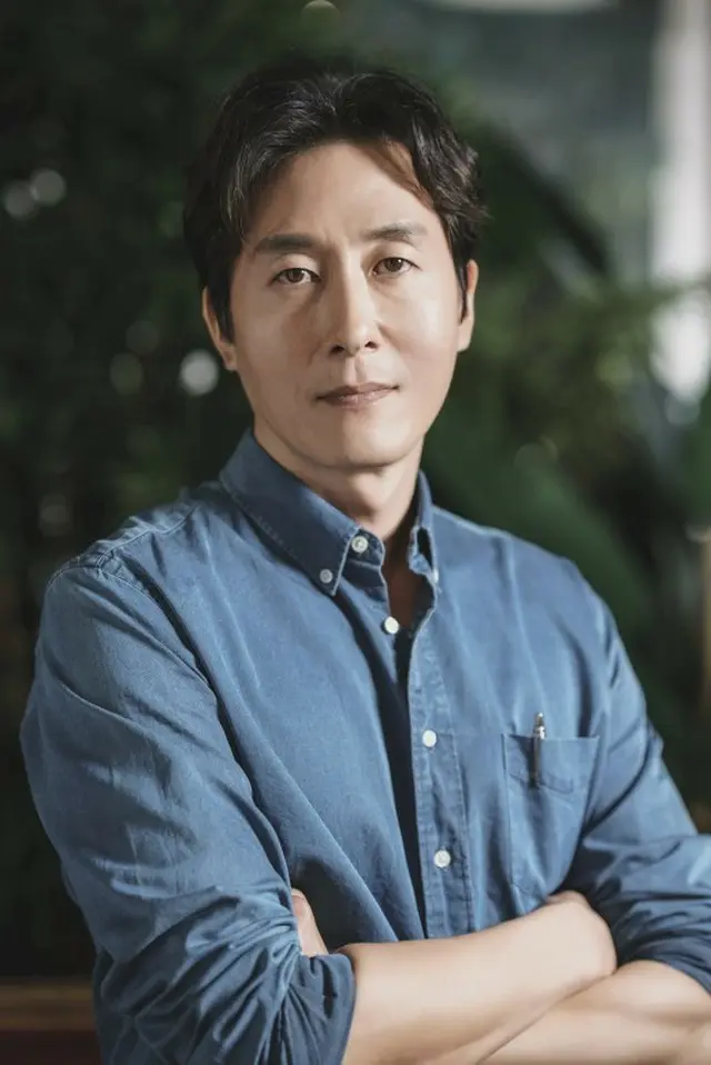 韓国最大映画祭の一つ、青龍映画賞の事務局が俳優の故キム・ジュヒョク（享年45）の悲報を受け、ハンドプリンティングイベントを延期することにした。（提供:OSEN）