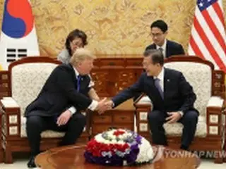 トランプ氏は対北朝鮮で国際協調を主導　韓国大統領が評価