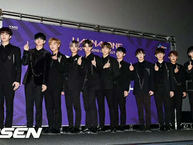 韓国アイドルグループ「Wanna One」が「ますます多くの愛を受けていることに感謝する」と述べた。