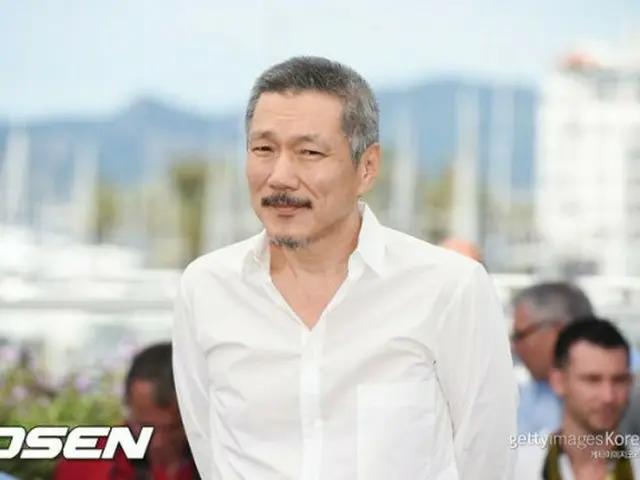 女優キム・ミニと”不倫関係”のホン・サンス監督、釜山映画評論家大賞