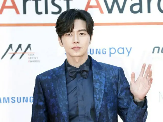 俳優パク・ヘジン、「地震による被害、拡大しないことを祈る」…AAA授賞式でのあいさつが話題に