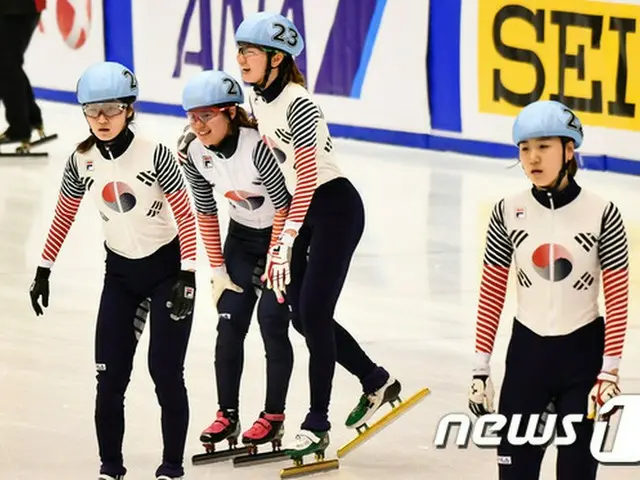 ＜ショートトラック＞韓国女子代表、4次W杯3000メートルリレー準決勝進出（提供:news1）