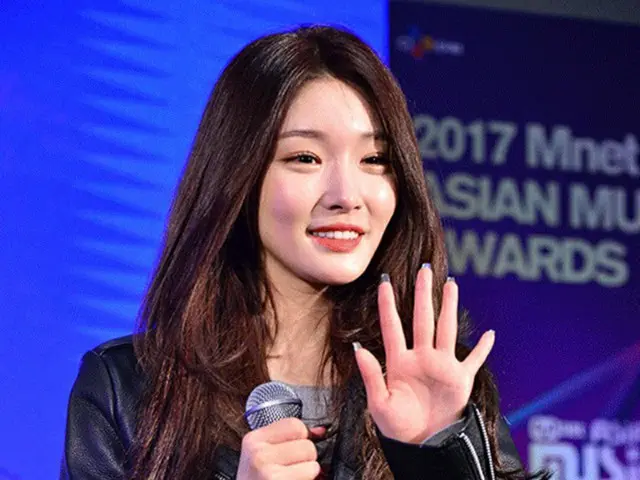 【イベントレポ】チョンハ、「2017 MAMA in JAPAN CONVENTION」ステージに登場…歌やダンスまで披露