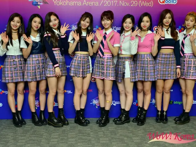 【会見レポ】「TWICE」、「ことしの歌賞」受賞！「2017 MAMA in Japan」 終演後の記者会見に登場！