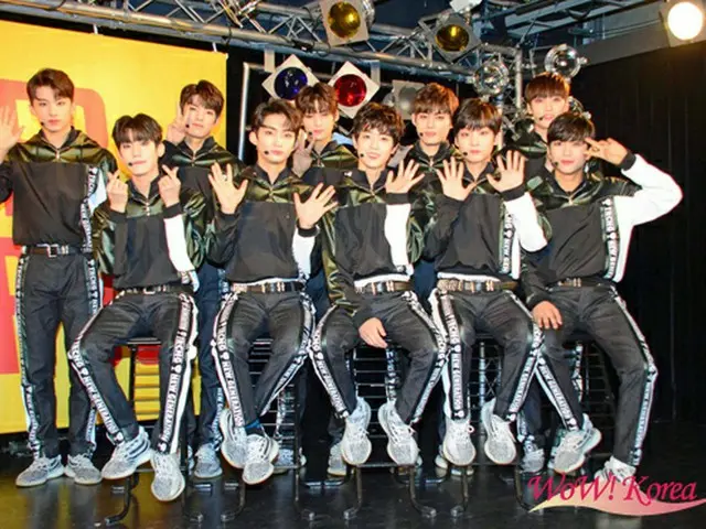 「TRCNG」後列左からハヨン、ウヨプ、シウ、ジフン、テソン、前列左からハクミン、ヒョヌ、カンミン、ジソン、ホヒョン