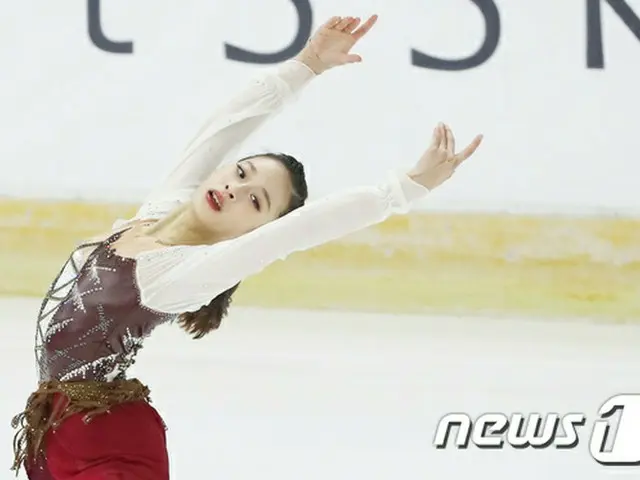 韓国女子フィギュアスケートの期待株ユ・ヨン（13）が“フィギュアクイーン”キム・ヨナ（27）の引退後初めて国内最高記録を更新した。