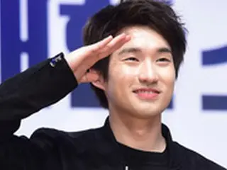 俳優リュ・ドクファン、2年の軍服務終えて本日（7日）除隊