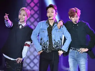 「EXO-CBX」、文大統領出席の中韓経済貿易パートナーシップ開幕式に同席