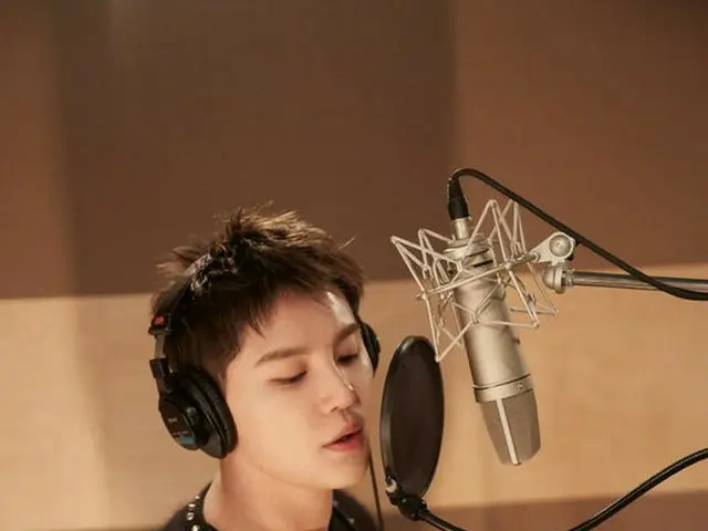 韓国ボーイズグループ「JYJ」メンバーのジュンスと歌手イム・チャンジョンのデュエット曲「We were..」が熱い反応を得ている。（提供:OSEN）