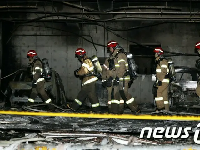 約50人の死傷者が発生した韓国の忠清北道・堤川市（チェチョンシ）スポーツセンター火災はぜい弱な建物構造のせいで被害が拡大したものと思われる。（提供:news1）