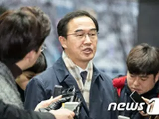 ＜南北会談＞韓国代表団が板門店に向けて出発 「国民の期待に応える」