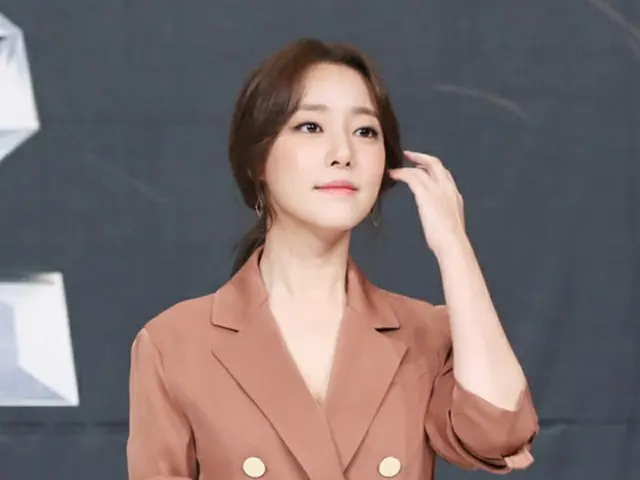 韓国ガールズグループ「RAINBOW」元メンバーで女優のコ・ウリが改名した。(提供:news1)