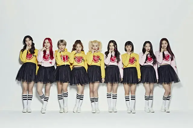 「MOMOLAND」、日本デビュー決定！初のライセンスアルバム「MOMOLAND The BEST ～Korean Ver.～」2月28日リリース（オフィシャル）
