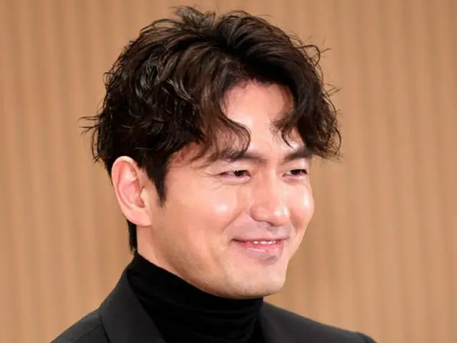 韓国俳優イ・ジヌク（36）が“性的暴行スキャンダル”に関連し謝罪した。