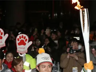人気俳優パク・ボゴム、平昌五輪聖火リレーに登場