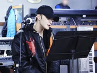 ジェジュン（JYJ）、誕生日ファンミのバンド練習風景公開…まるで“一編の画報”