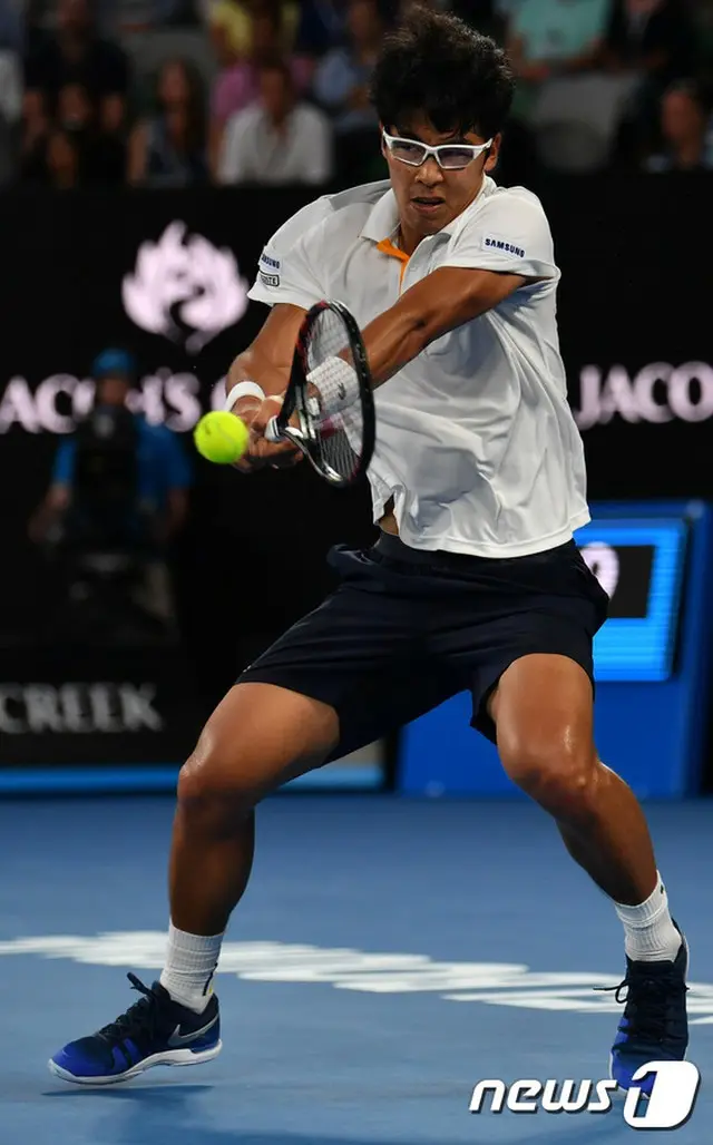 ＜テニス＞チョン・ヒョン、ジョコビッチを撃破＝韓国選手初のメジャー大会8強進出（提供:news1）