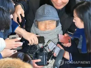 李元大統領実兄が検察に出頭　情報機関の裏金上納疑惑で