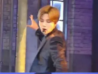 「iKON」、「人気歌謡」で冬の感性あふれるステージを披露