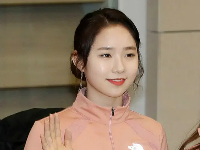 韓国女子フィギュアの看板選手チェ・ダビン（18）が28日、四大陸選手権を終えて台湾・台北から仁川国際空港を通じて帰国した。