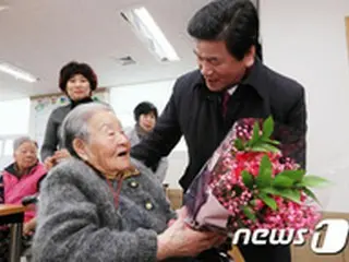AFC U-23選手権でベトナム代表を準優勝に導いた韓国人監督、96歳になる母「末っ子、よくやった」