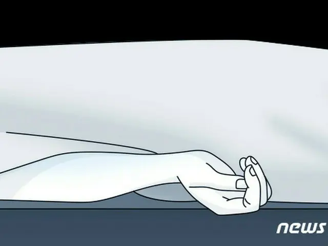 日本領事館内の倉庫から60代の男性が首をつって死んでいるのを職員が発見し、警察に通報した。