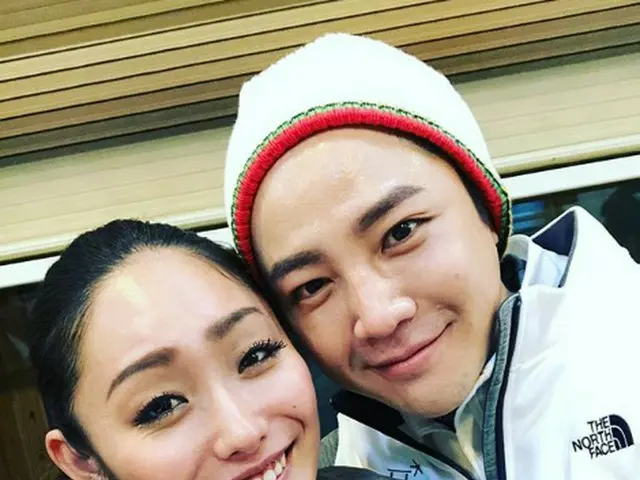 プロフィギュアスケーターの安藤美姫、チャン・グンソクとの2ショットに「お会いできて光栄」（画像:安藤美姫のInstagram）