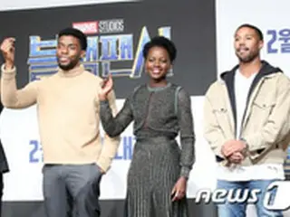 映画「ブラックパンサー」出演のチャドウィック・ボーズマン、韓国語で”韓愛”をアピール