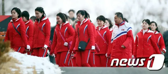 韓国政府が平昌（ピョンチャン）冬季オリンピックに参加する北朝鮮訪問団を支援するため、南北協力基金から29億ウォン（約2億9000万円）を支出するものをみられる。（提供:news1）