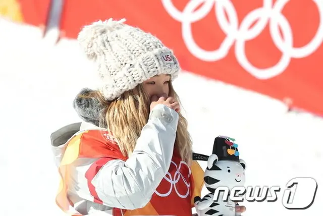 ＜平昌五輪＞スノボ女子ハーフパイプ”最年少金メダル”の韓国系アメリカ人 クロエ・キム 「幸せで涙が」
