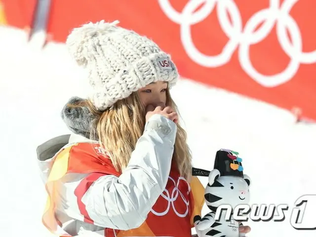 ＜平昌五輪＞スノボ女子ハーフパイプ”最年少金メダル”の韓国系アメリカ人 クロエ・キム 「幸せで涙が」