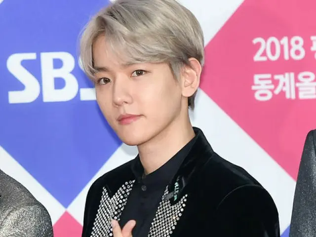 「EXO」BAEK HYUN、SNSライブで一般人の電話番号を公開し物議