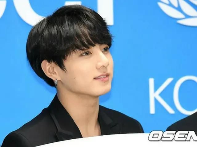 「防弾少年団」JUNG KOOK、「顔を見るだけで笑顔になる（頬骨昇天）スター」1位に