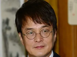 俳優チョ・ミンギ、女子大生へのセクハラ疑惑で教授職を辞任か…事務所側「確認中」