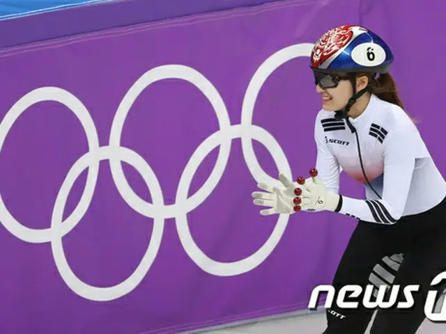 韓国女子ショートトラックの看板チェ・ミンジョンは、江陵アイスアリーナで開かれる女子ショートトラック1000メートルで3冠王に挑戦する。（提供:news1）