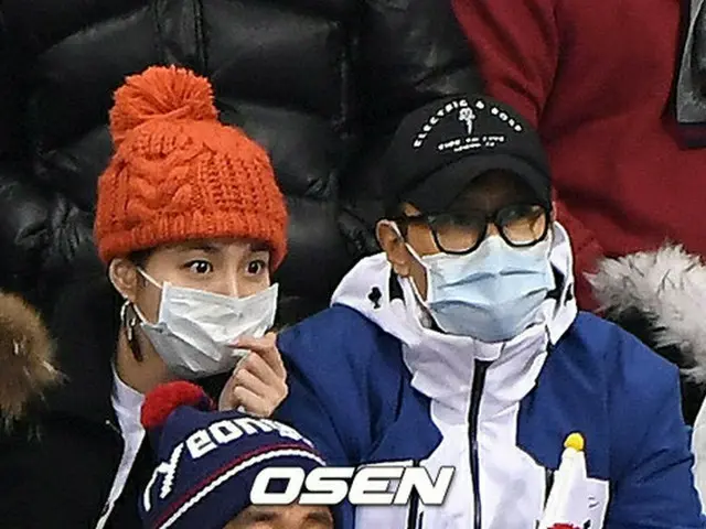 韓国俳優イ・ビョンホン（47）と女優イ・ミンジョン（36）夫妻が、2018平昌（ピョンチャン）冬季五輪の会場を訪れていた。（提供:OSEN）