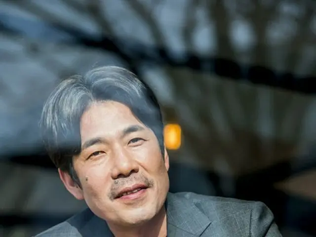 韓国俳優オ・ダルス（49）が”ミートゥー運動”の次の加害者に浮上し、事実無根であることを主張しているが、JTBCのニュース番組に被害者を名乗る人物が登場し、新たな局面を迎えた。（提供:OSEN）