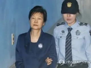 朴前大統領に懲役３０年求刑　国政介入事件＝韓国検察