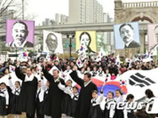 文大統領、3.1記念式に出席 「慰安婦問題は終わっていない、歴史を記憶すべき」