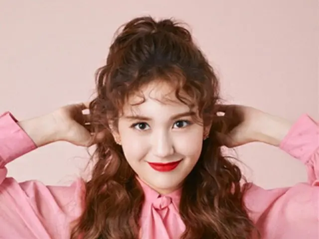 （株）BNHコスメティックは3日、“代替不可能アイドル”として挙げられる元「I.O.I」のチョン・ソミをコスメ「Giverny」の専属モデルに抜擢したことを明らかにした。（提供:news1）