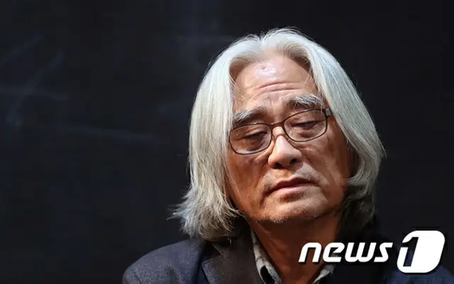 “Me Too”演出家イ・ユンテクの「性的暴行真相究明」、国民請願20万突破