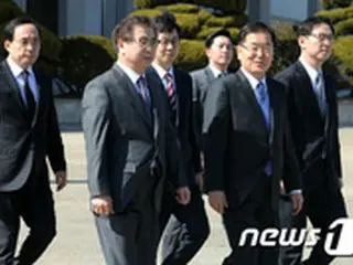 韓国特使団、北朝鮮に向けて出発…金正恩氏と面会の可能性も