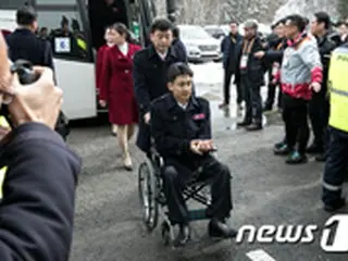 ＜平昌パラ＞ベールに包まれた北朝鮮選手…スキー種目出場の2人は元卓球選手とスポーツ未経験者