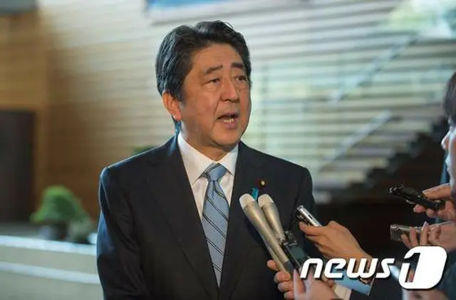 安倍首相、トランプ大統領と電話会談 「北問題協議のため訪米を希望、米国と100%共にある」