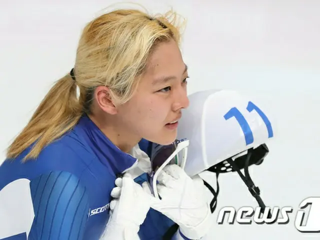 2018平昌冬季五輪で“仲間置き去り騒動”の中心となった韓国女子スピードスケートのキム・ボルム（25）が、心理的ショックを治療するために母親と入院していることが伝えられた。（提供:news1）