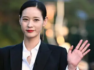 モデル出身の女優イ・ヨンジン、SBSプロデューサーと交際認める