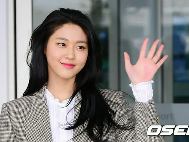 FNCエンターテインメントがガールズグループ「AOA」ソリョンの合成写真流布者に法的対応を予告した。（提供:OSEN）